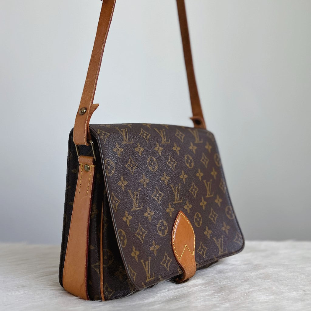 Louis Vuitton Signature Monogram Cartouchiere GM Crossbody Shoulder Bag