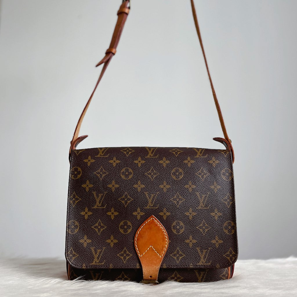 Louis Vuitton Signature Monogram Cartouchiere GM Crossbody Shoulder Bag