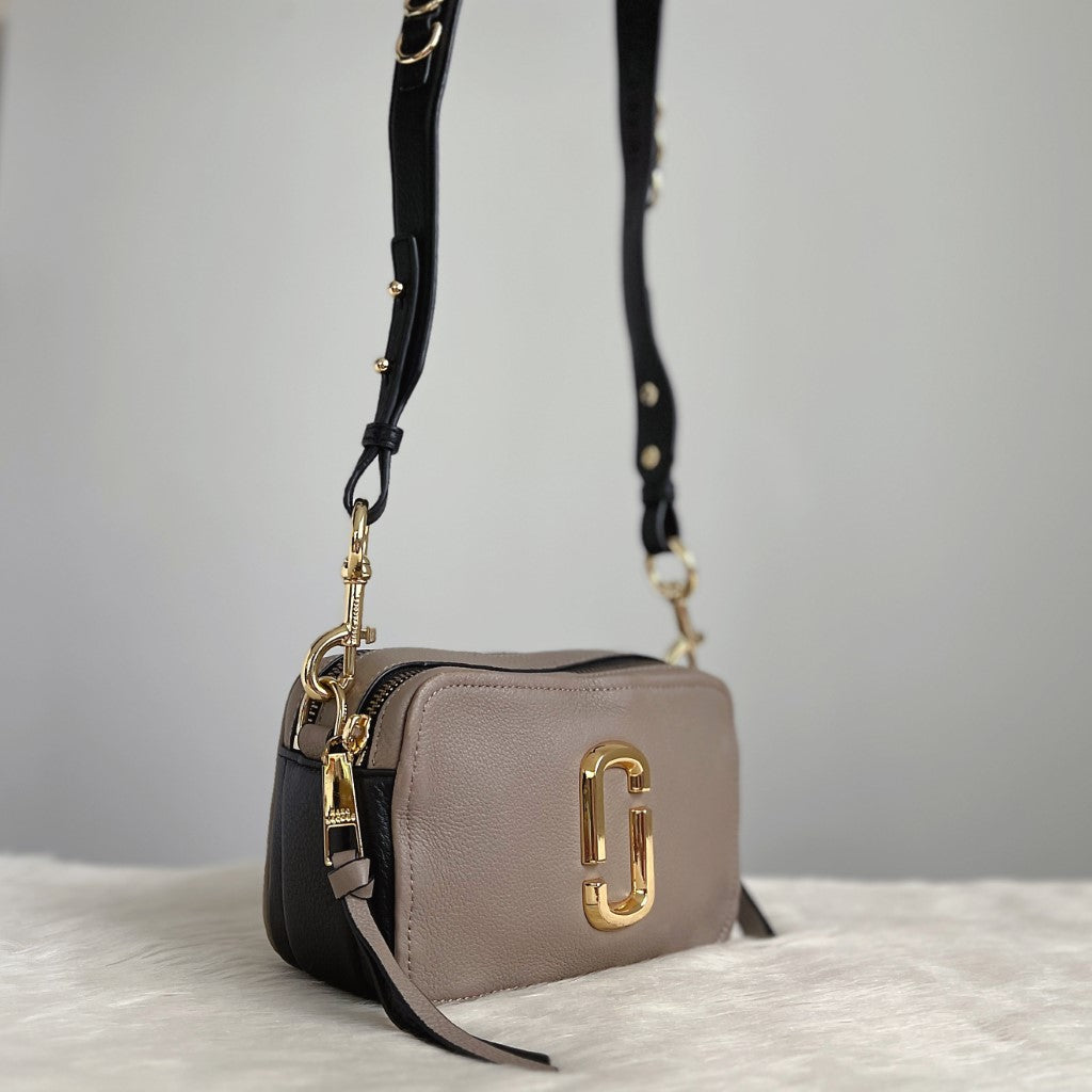 Marc Jacobs Two Tone Leather Camera Crossbody Shoulder Bag