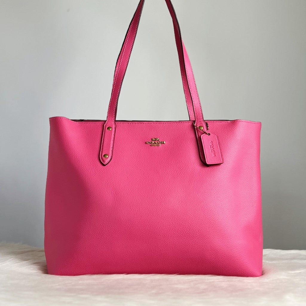 Coach Fuchsia Leather Front Logo Large Shoulder Bag Like New