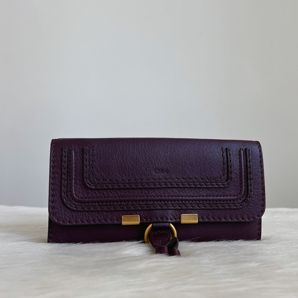 Chloe Plum Leather Front Detail Compartment Long Wallet Excellent