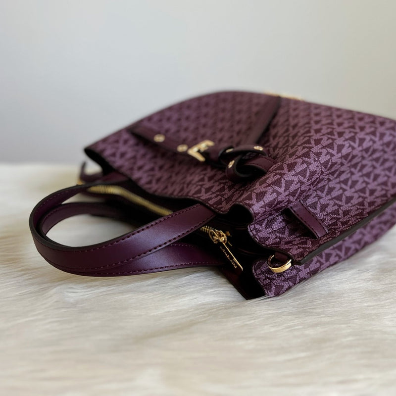 Michael Kors Purple Monogram Triple Compartment 2 Way Shoulder Bag Like New