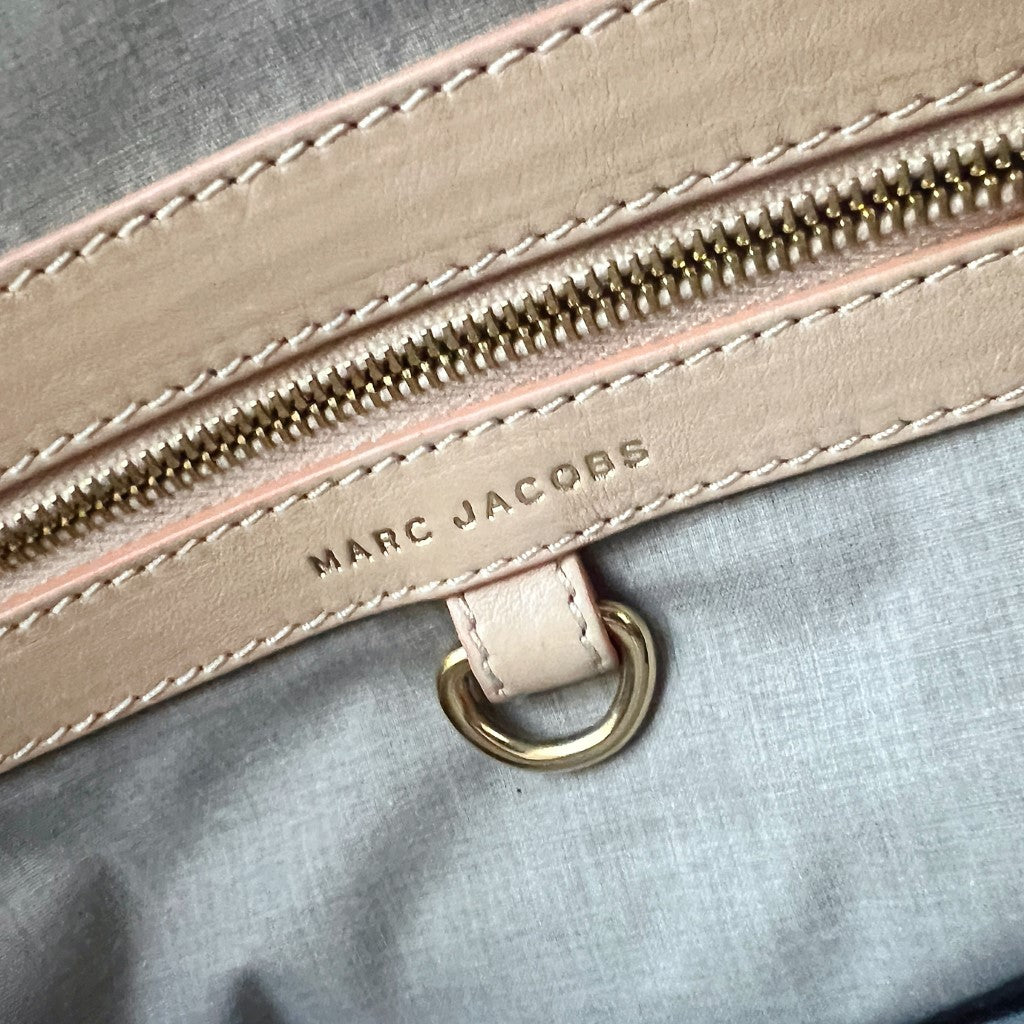 Marc Jacobs Beige Leather Quilted Front Bow Shoulder Bag