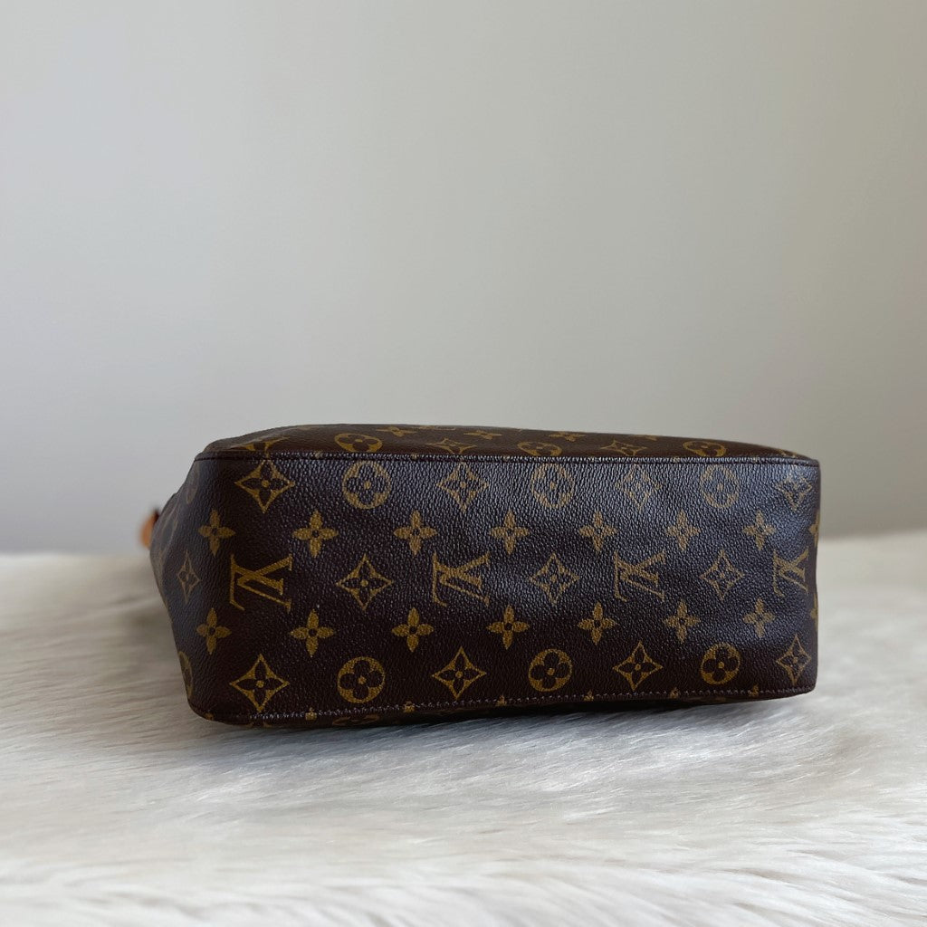 Louis Vuitton Signature Monogram Looping GM Shoulder Bag