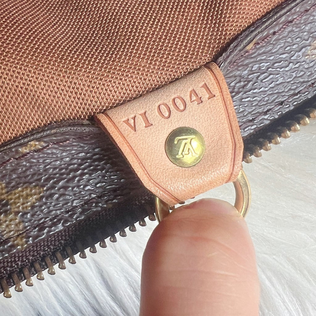 Louis Vuitton Signature Monogram Cabas Piano Shoulder Bag