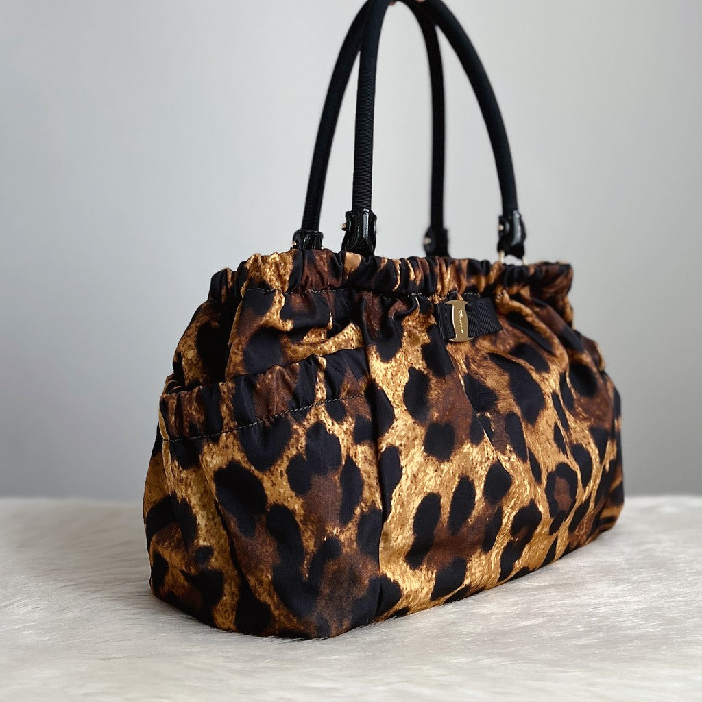 Salvatore Ferragamo Leopard Triple Compartment Shoulder Bag Excellent