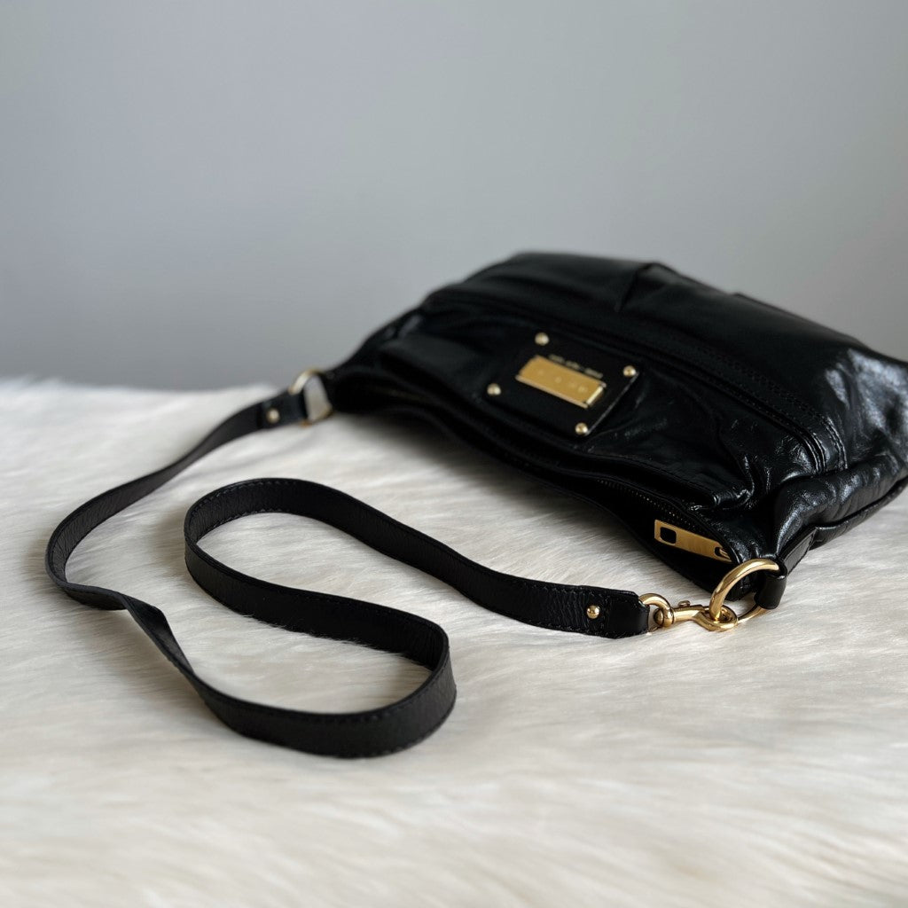 Marc Jacobs Black Leather Messenger Crossbody Shoulder Bag Excellent