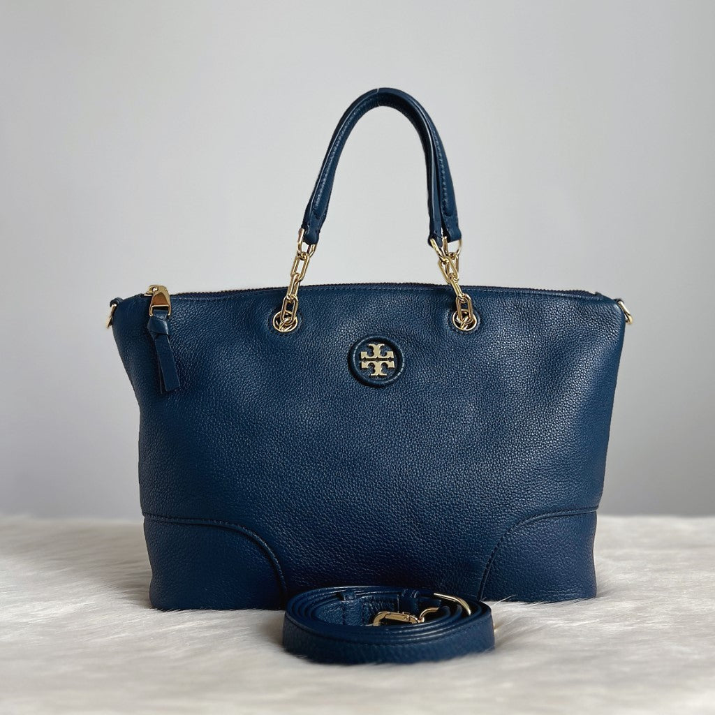 Tory Burch Navy Leather Front Logo 2 Way Shoulder Bag Like New