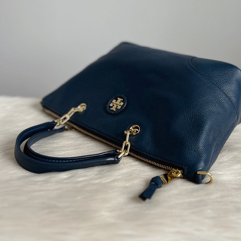 Tory Burch Navy Leather Front Logo 2 Way Shoulder Bag Like New