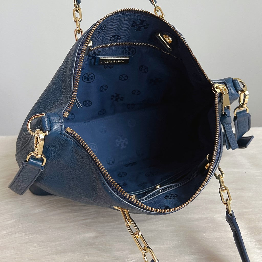 Tory Burch Navy Leather Front Logo 2 Way Shoulder Bag Like New