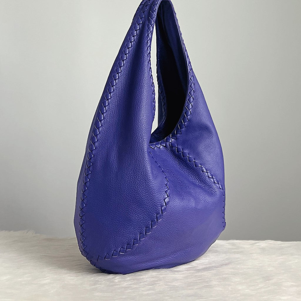 Bottega Veneta Violet Leather Signature Cervo Hobo Shoulder Bag