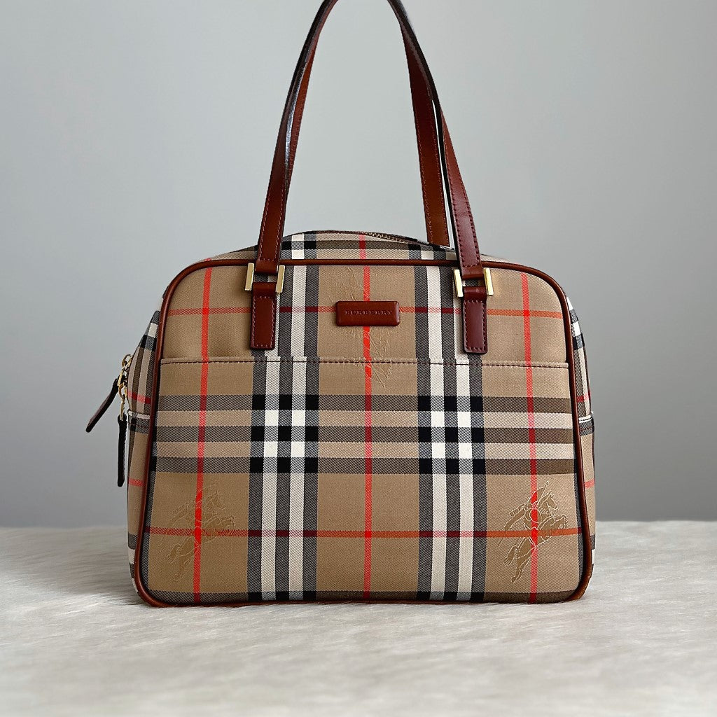 Burberry Signature Check Print Classic Career Shoulder Bag Excellent