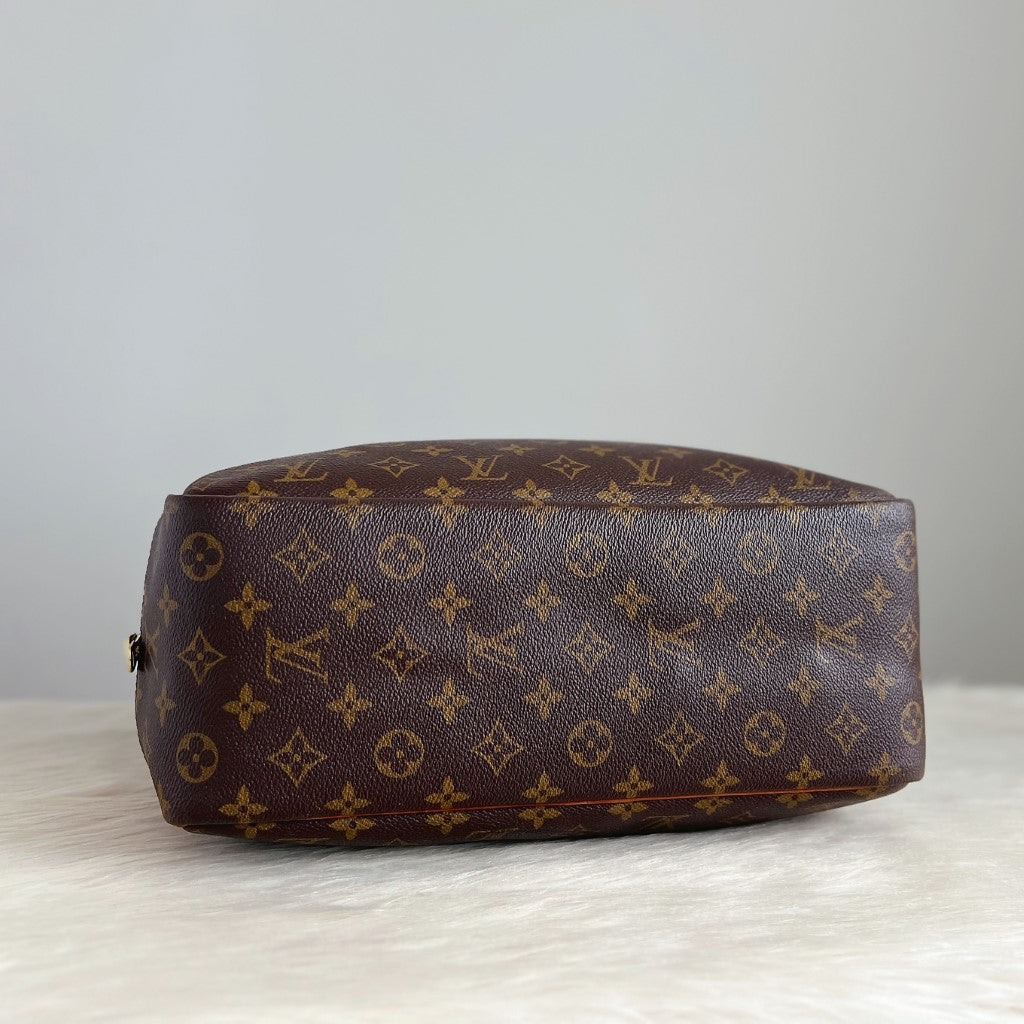 Louis Vuitton Signature Monogram Deauville Tote