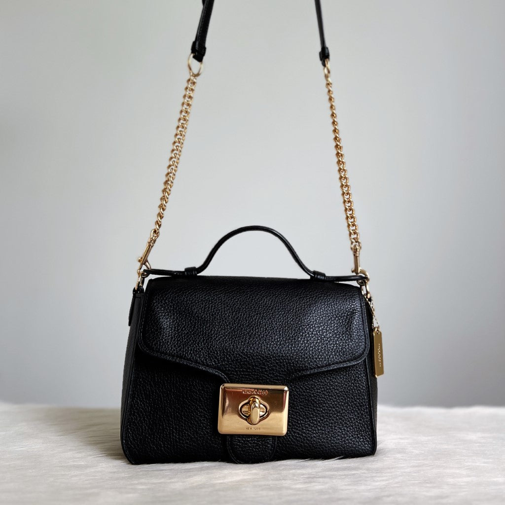 Coach Black Leather Turn Lock Gold Chain 2 Way Shoulder Bag Excellent