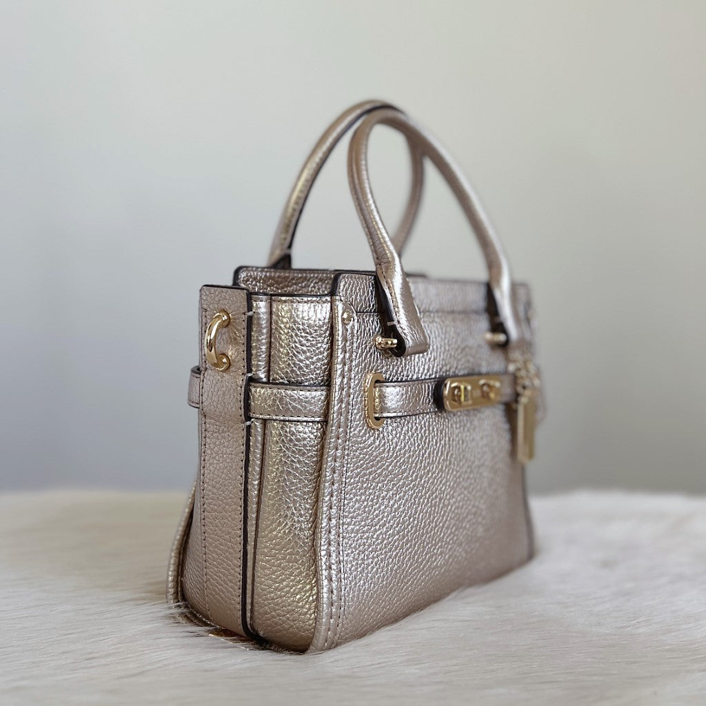 Coach Metallic Leather Turn Lock 2 Way Shoulder Bag Like New