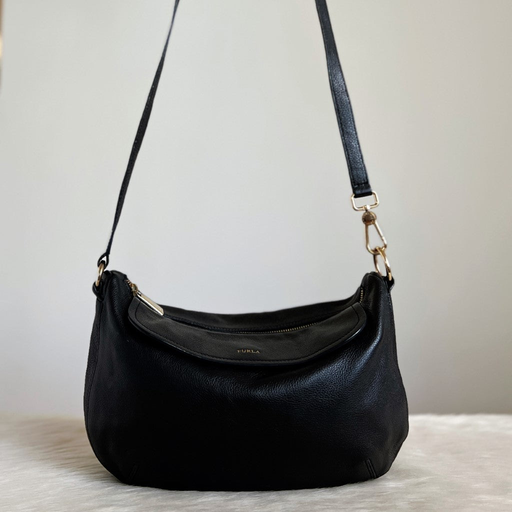 Furla Black Leather Front Pocket Crossbody Shoulder Bag