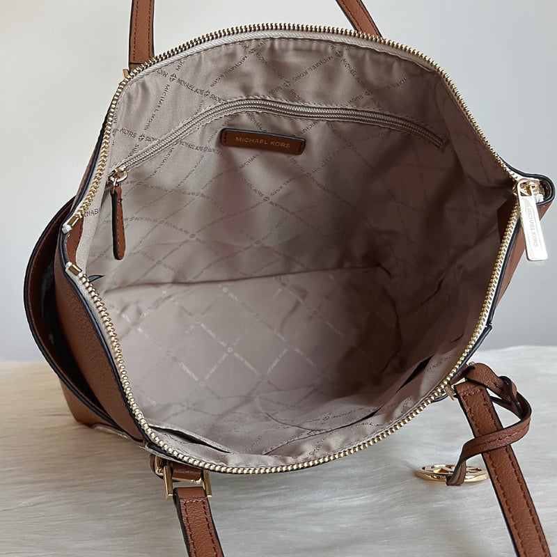 Michael Kors Caramel Leather MK Monogram Patchwork Shoulder Bag New with Tags