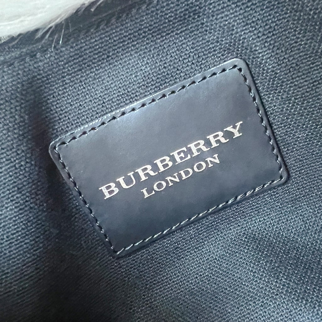 Burberry Black Leather Messenger Crossbody Shoulder Bag Excellent