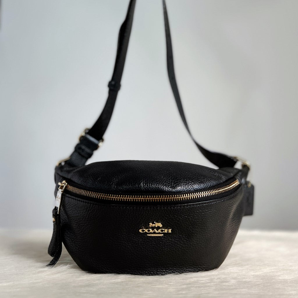 Coach Black Leather Front Logo Bum Bag Like New