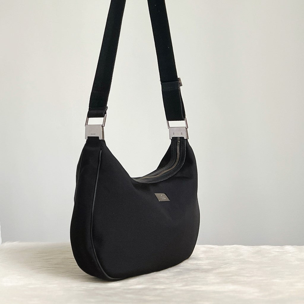 Gucci Black Canvas Messenger Crossbody Shoulder Bag