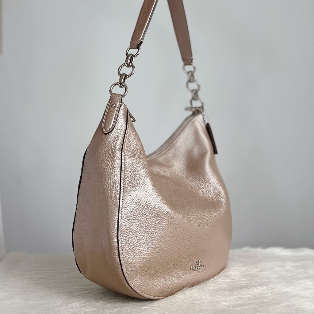 Coach Champagne Leather Slouchy 2 Way Shoulder Bag Excellent