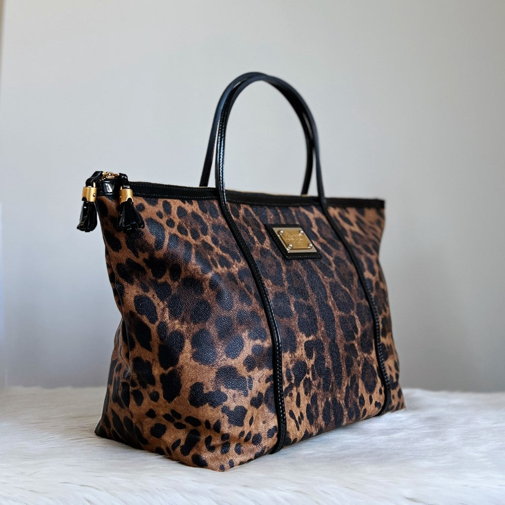 Dolce & Gabbana D&G Leopard Print Oversized Weekend Shoulder Bag Excellent