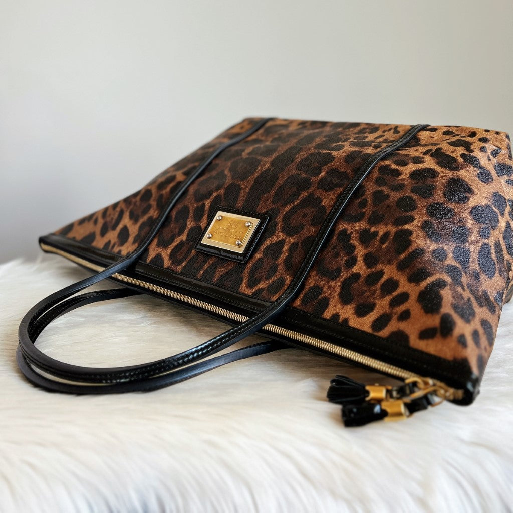 Dolce & Gabbana D&G Leopard Print Oversized Weekend Shoulder Bag Excellent