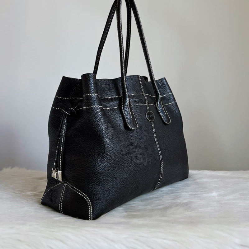 Tod's Black Leather Iconic Princess Diana Large Shoulder Bag Like New