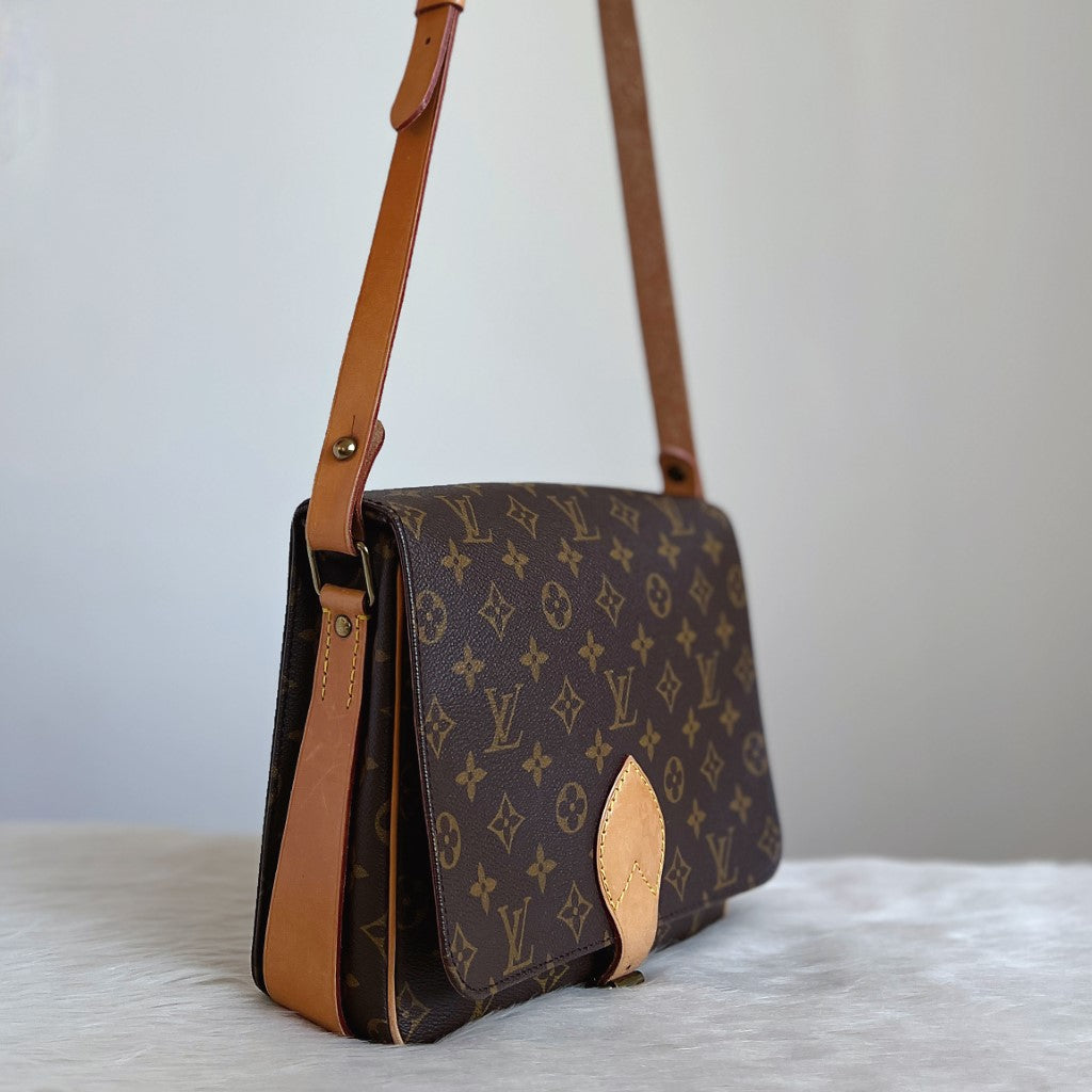 Louis Vuitton Signature Monogram Cartouchiere GM Crossbody Shoulder Bag