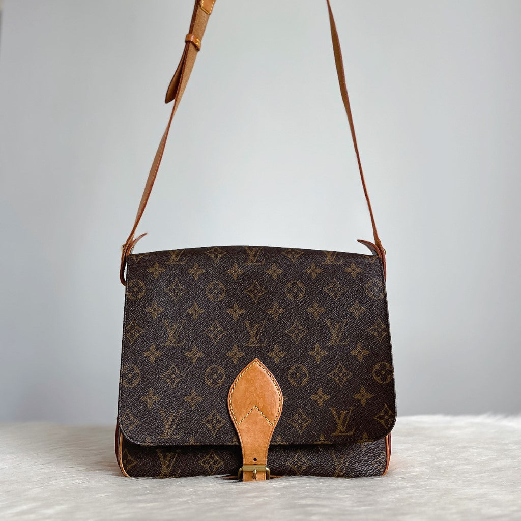 Louis Vuitton Signature Monogram Cartouchiere GM Crossbody Shoulder Bag