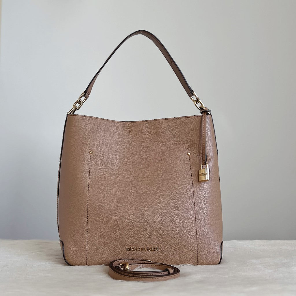 Michael Kors Mocha Leather Front Logo Bucket 2 Way Shoulder Bag