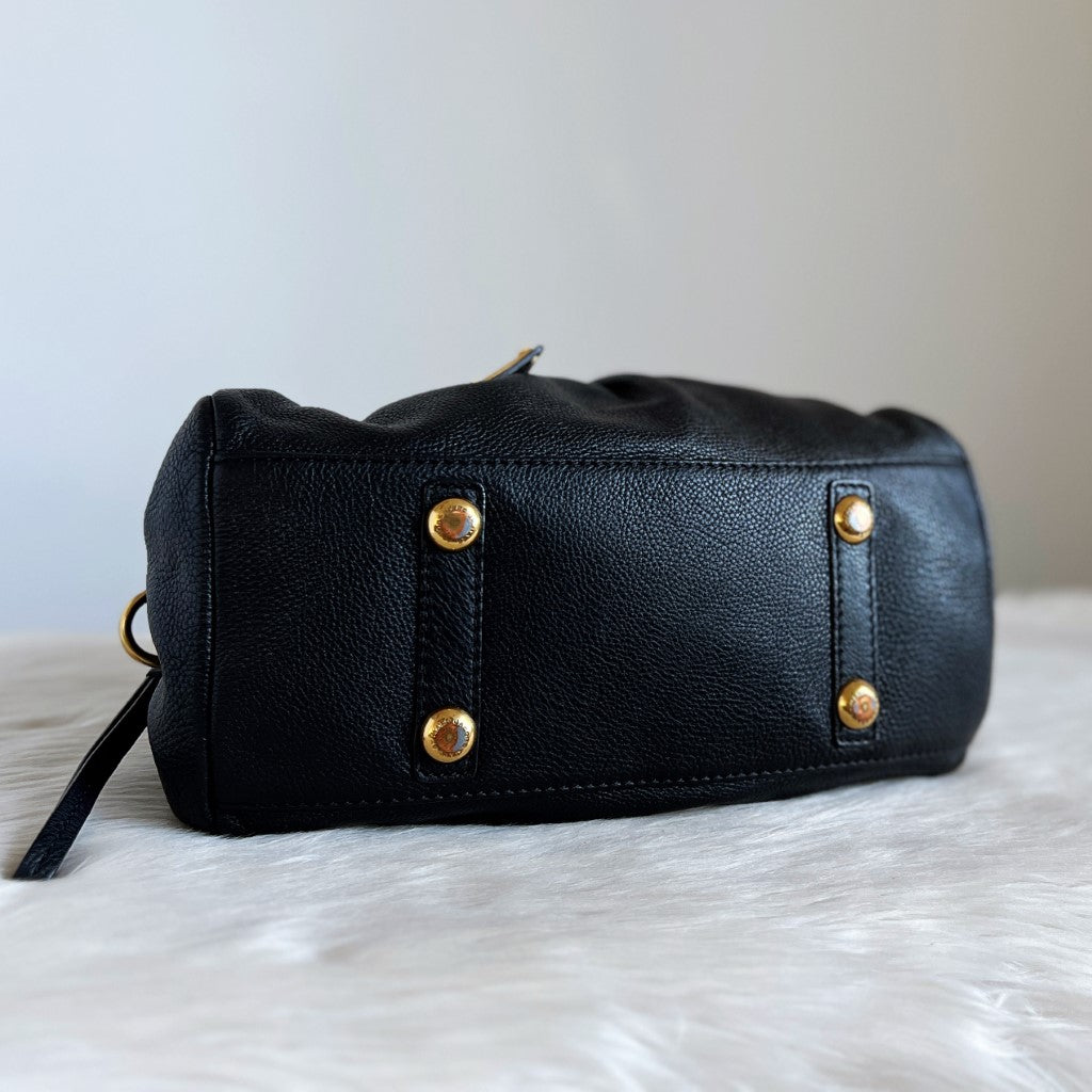 Marc Jacobs Black Leather Classic Q 2 Way Shoulder Bag