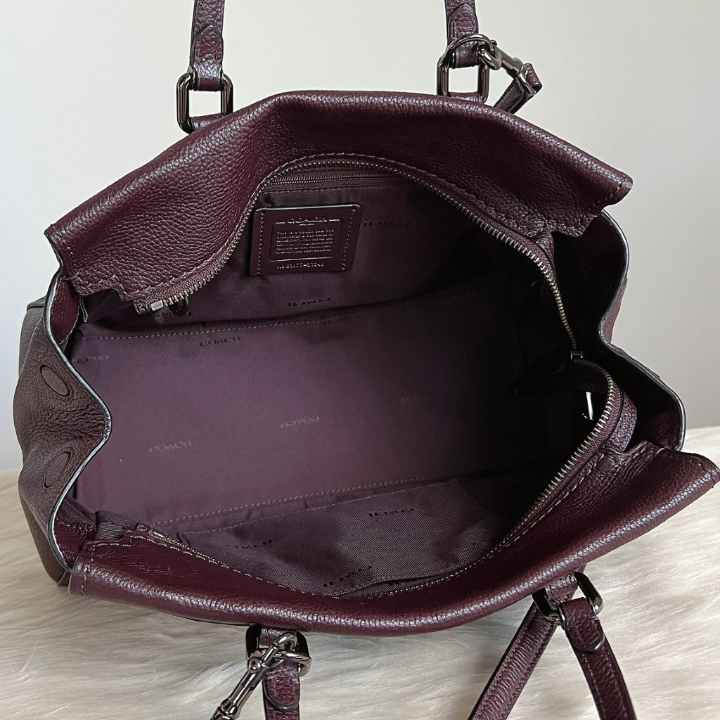 Coach Plum Leather Front Logo Career 2 Way Shoulder Bag Like New