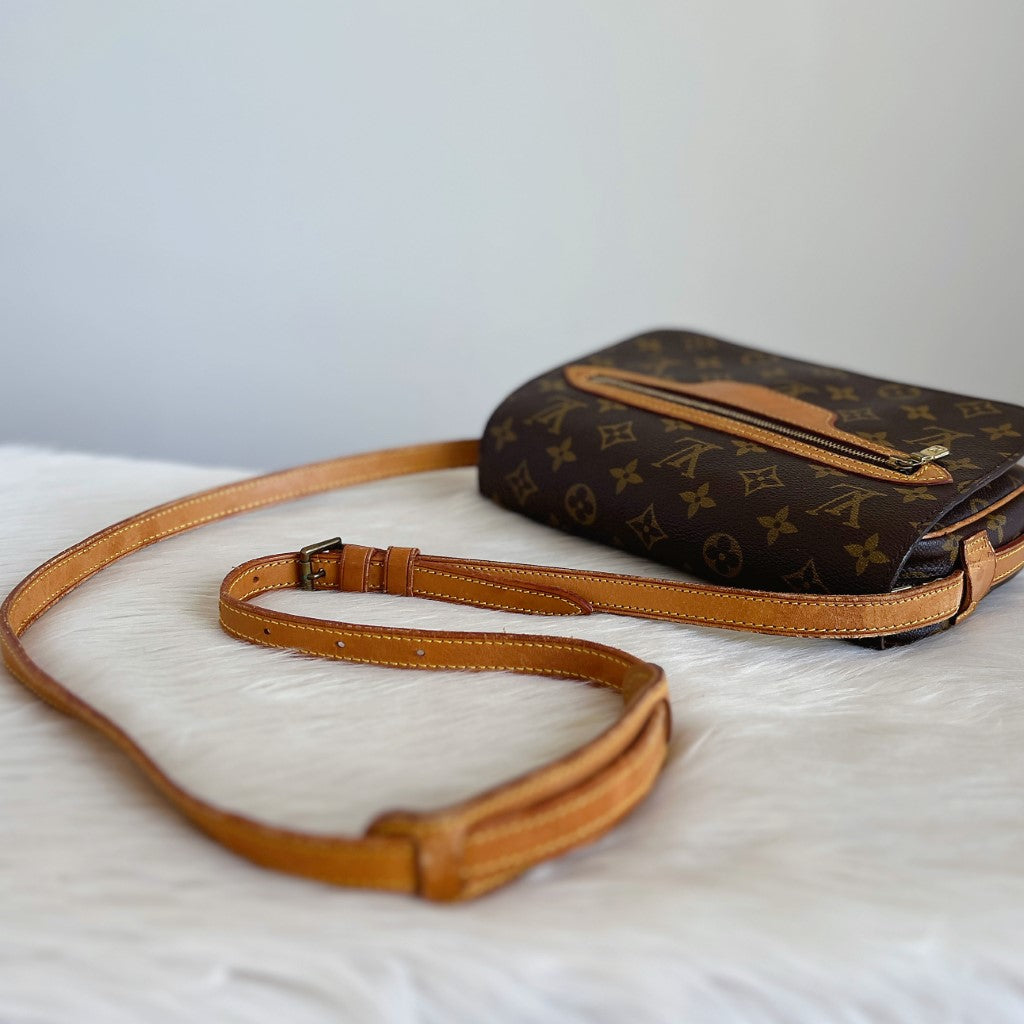 Louis Vuitton Signature Monogram Saint Germain Crossbody Shoulder Bag