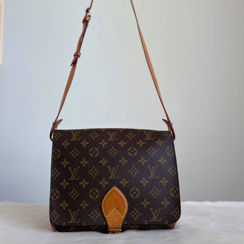 Louis Vuitton Signature Monogram Cartouchiere GM Crossbody Shoulder Bag