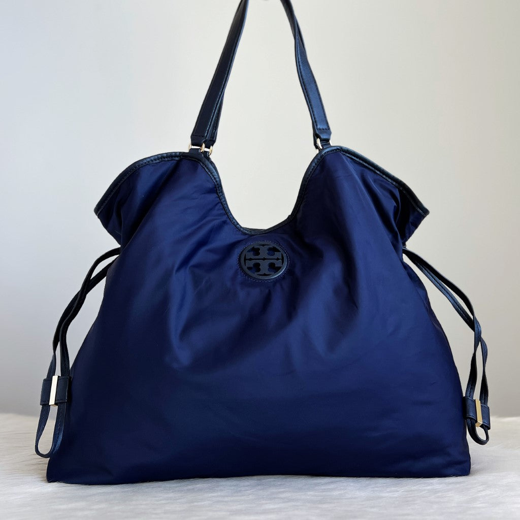 Tory Burch Navy Drawstring Front Logo Shoulder Bag