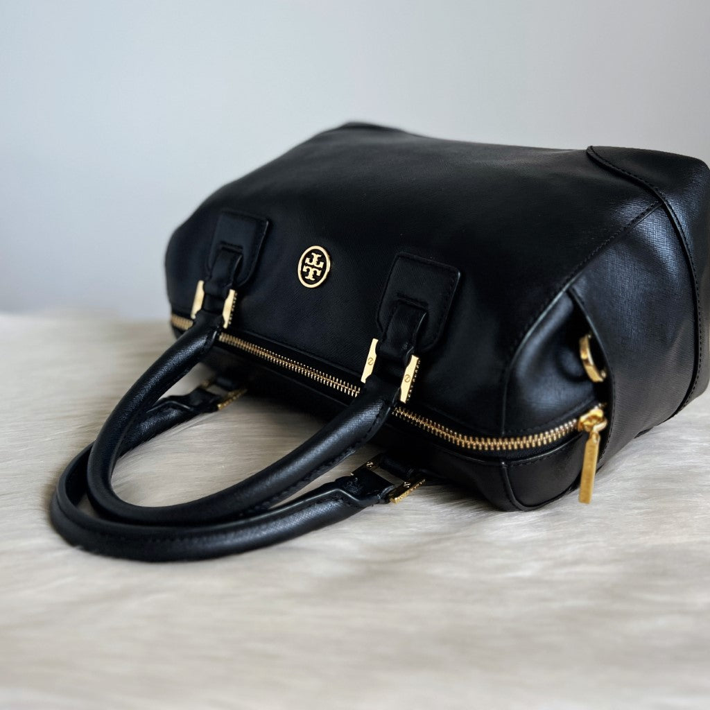 Tory Burch Black Leather Boston 2 Way Shoulder Bag Excellent