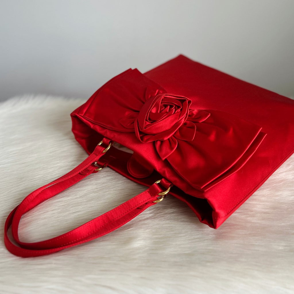 Valentino Red Bow Detail Satin Shoulder Bag Excellent