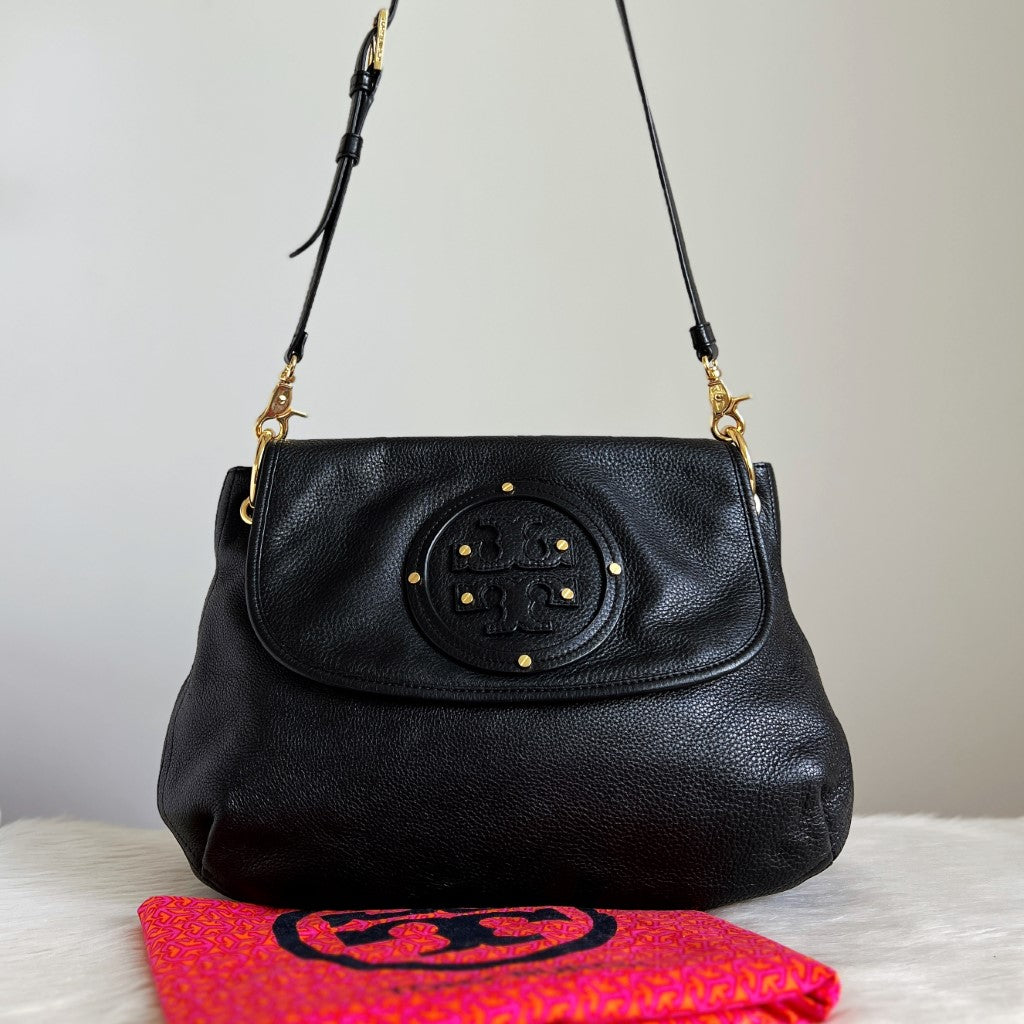 Tory Burch Black Leather Front Logo Crossbody Shoulder Bag Like New