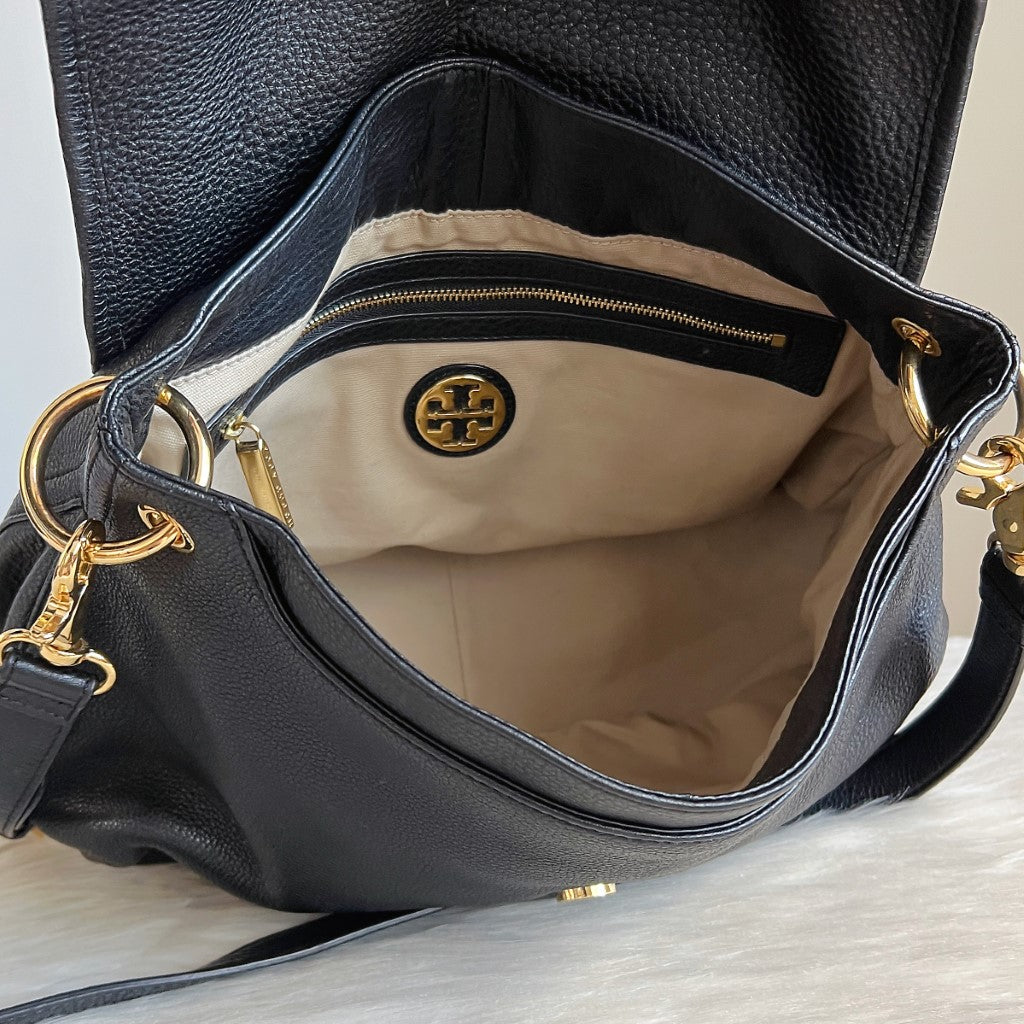 Tory Burch Black Leather Front Logo Crossbody Shoulder Bag Like New