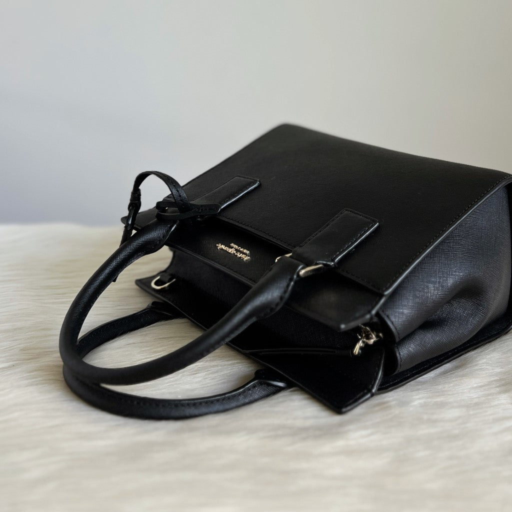 Kate Spade Black Leather Front Logo 2 Way Shoulder Bag Like New