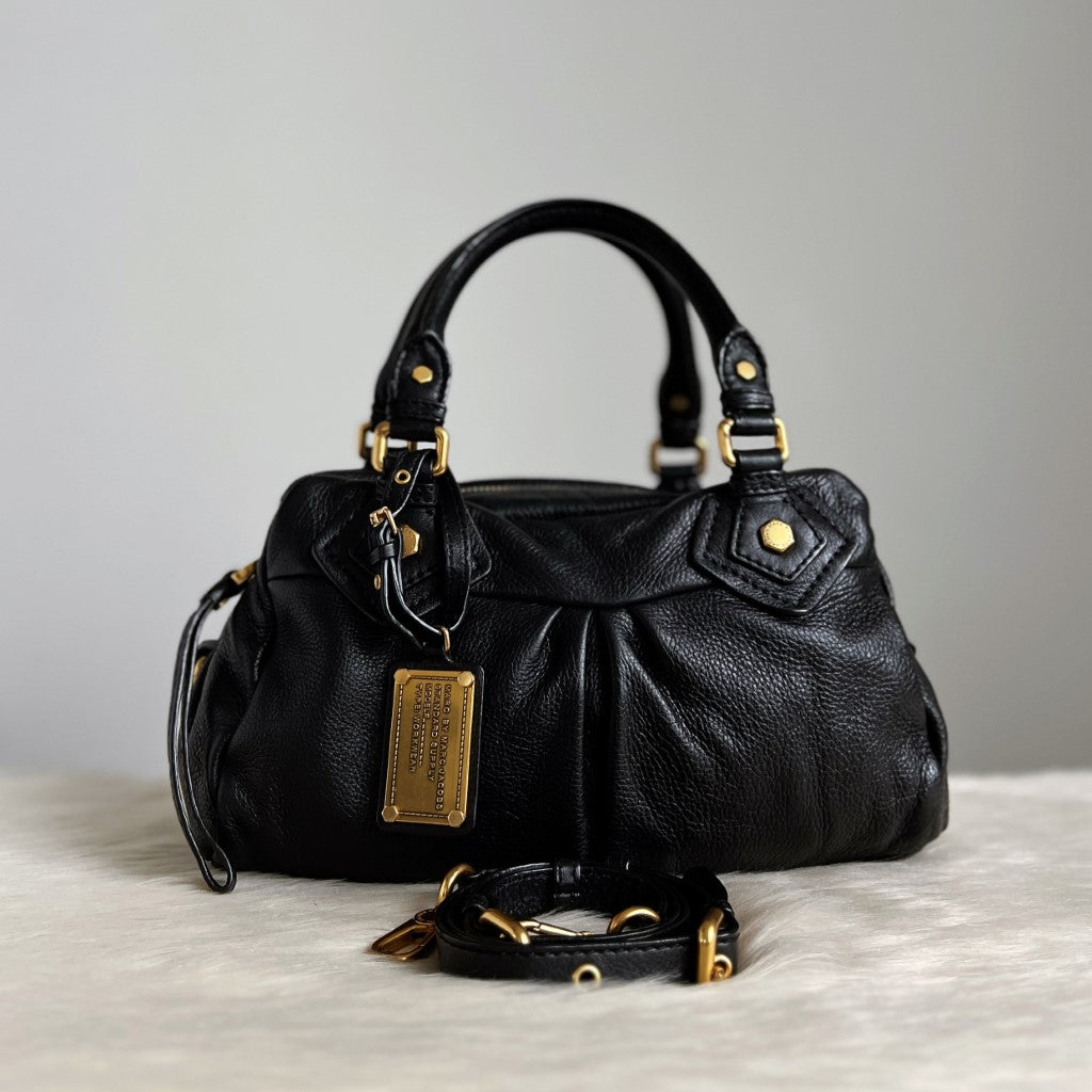 Marc Jacobs Black Leather Classic Q 2 Way Shoulder Bag