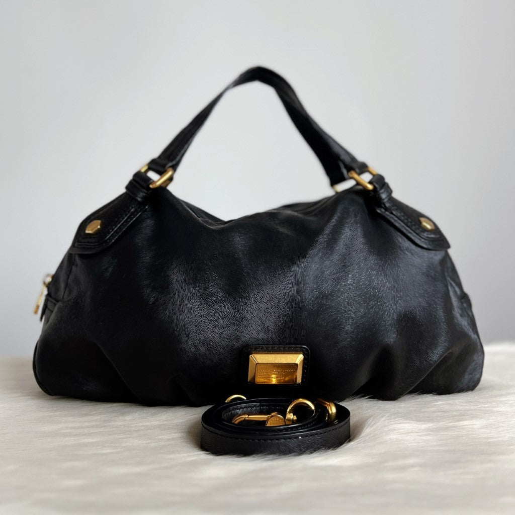 Marc Jacobs Black Leather Front Logo 2 Way Shoulder Bag