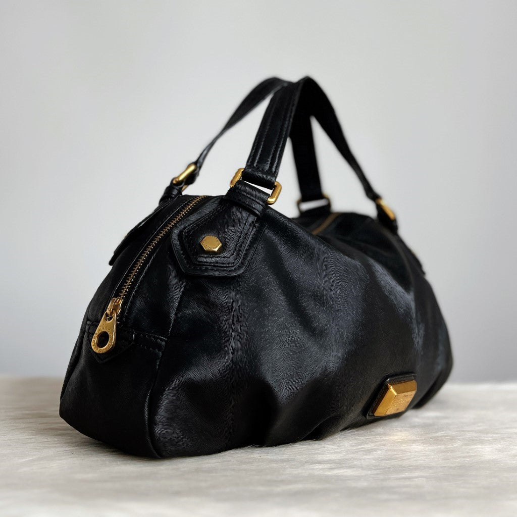 Marc Jacobs Black Leather Front Logo 2 Way Shoulder Bag