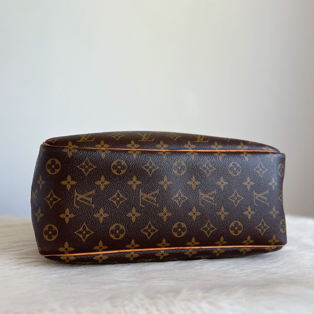 Louis Vuitton Signature Monogram Deauville Tote + Lock & Key