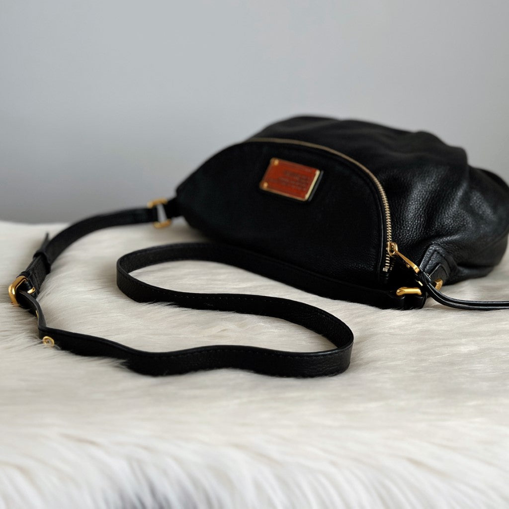 Marc Jacobs Black Leather Front Logo Zip Flap Crossbody Shoulder Bag