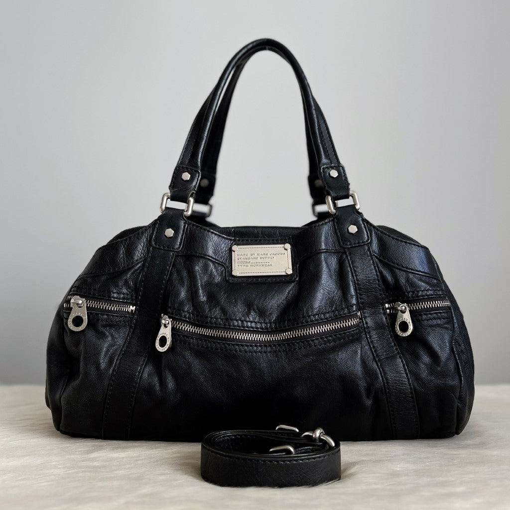 Marc Jacobs Black Leather Zip Pocket Detail 2 Way Shoulder Bag