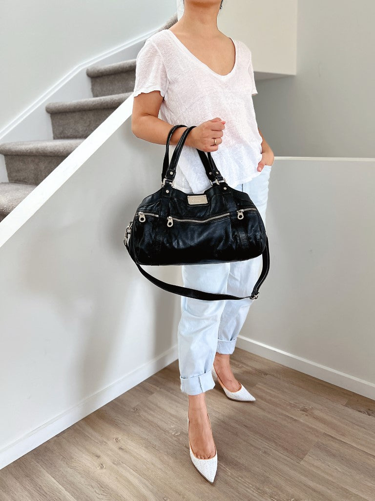 Marc Jacobs Black Leather Zip Pocket Detail 2 Way Shoulder Bag