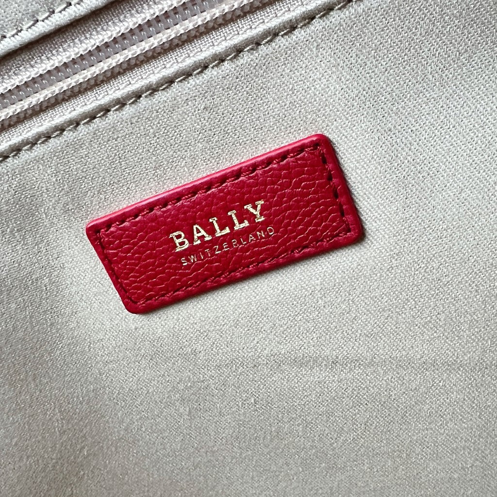 Bally Red Leather Front Logo Classic Shoulder Bag Excellent