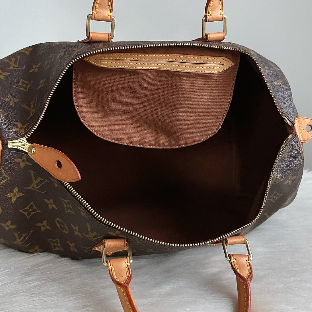 Louis Vuitton Signature Monogram Large Speedy 40 Bag + Lock & Keys